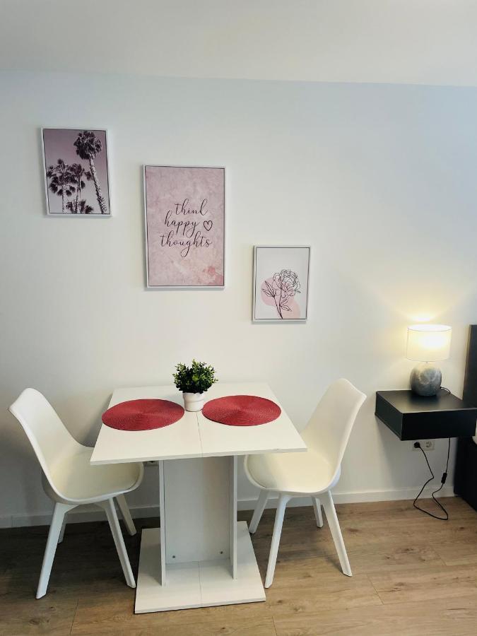 Prime Host Dream Apartman Karlsruhe Kültér fotó