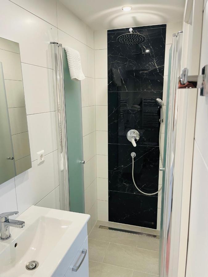 Prime Host Dream Apartman Karlsruhe Kültér fotó