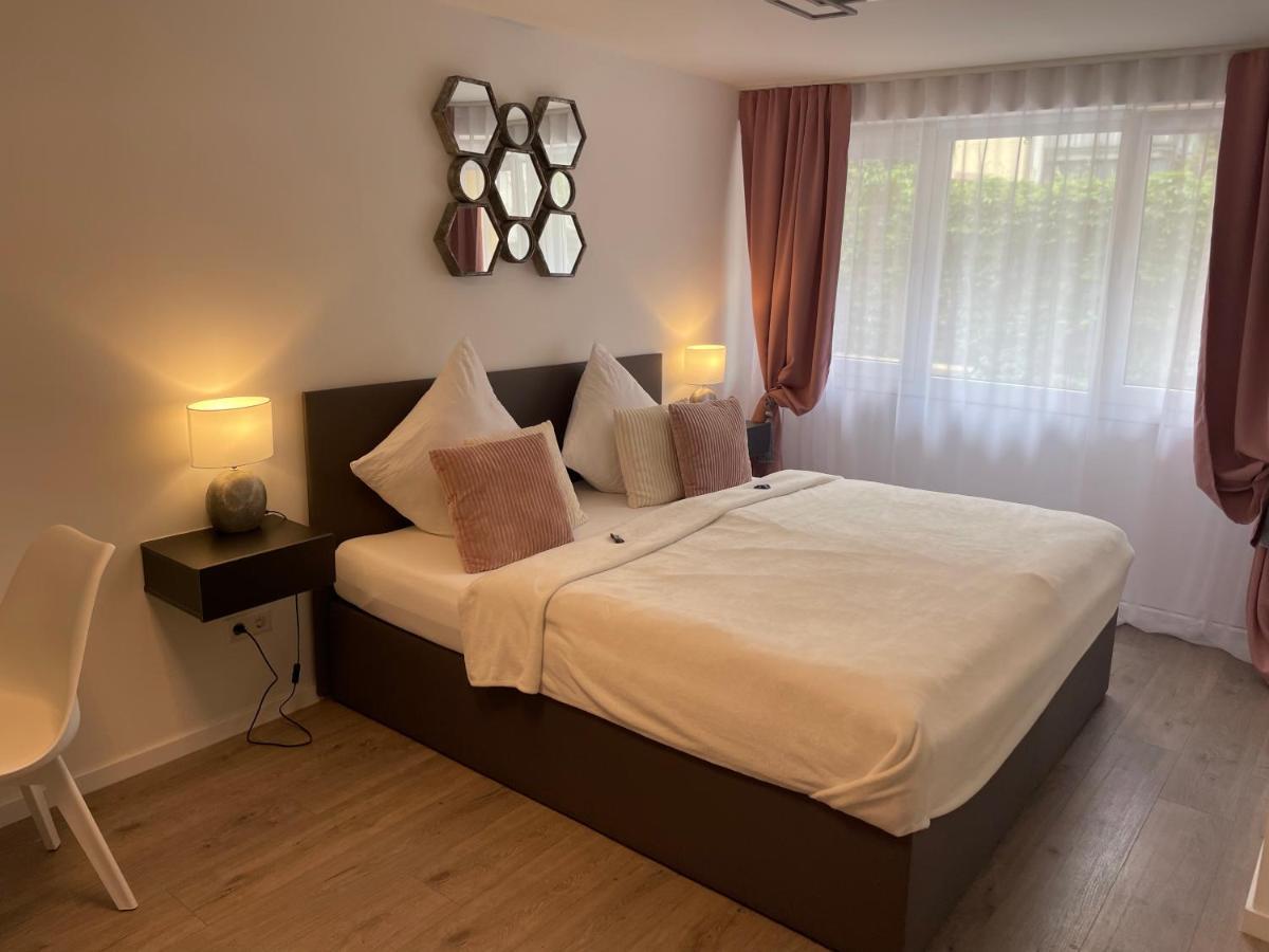 Prime Host Dream Apartman Karlsruhe Kültér fotó